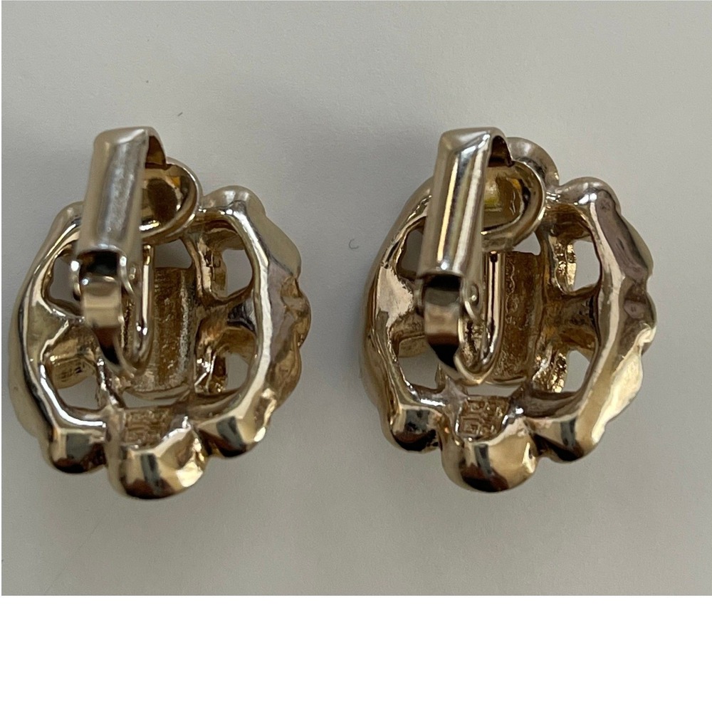 Givenchy Earrings Faux Pearl Rhinestones Halo Gold Tone Clip-On Studs Vintage - Picture 8 of 9